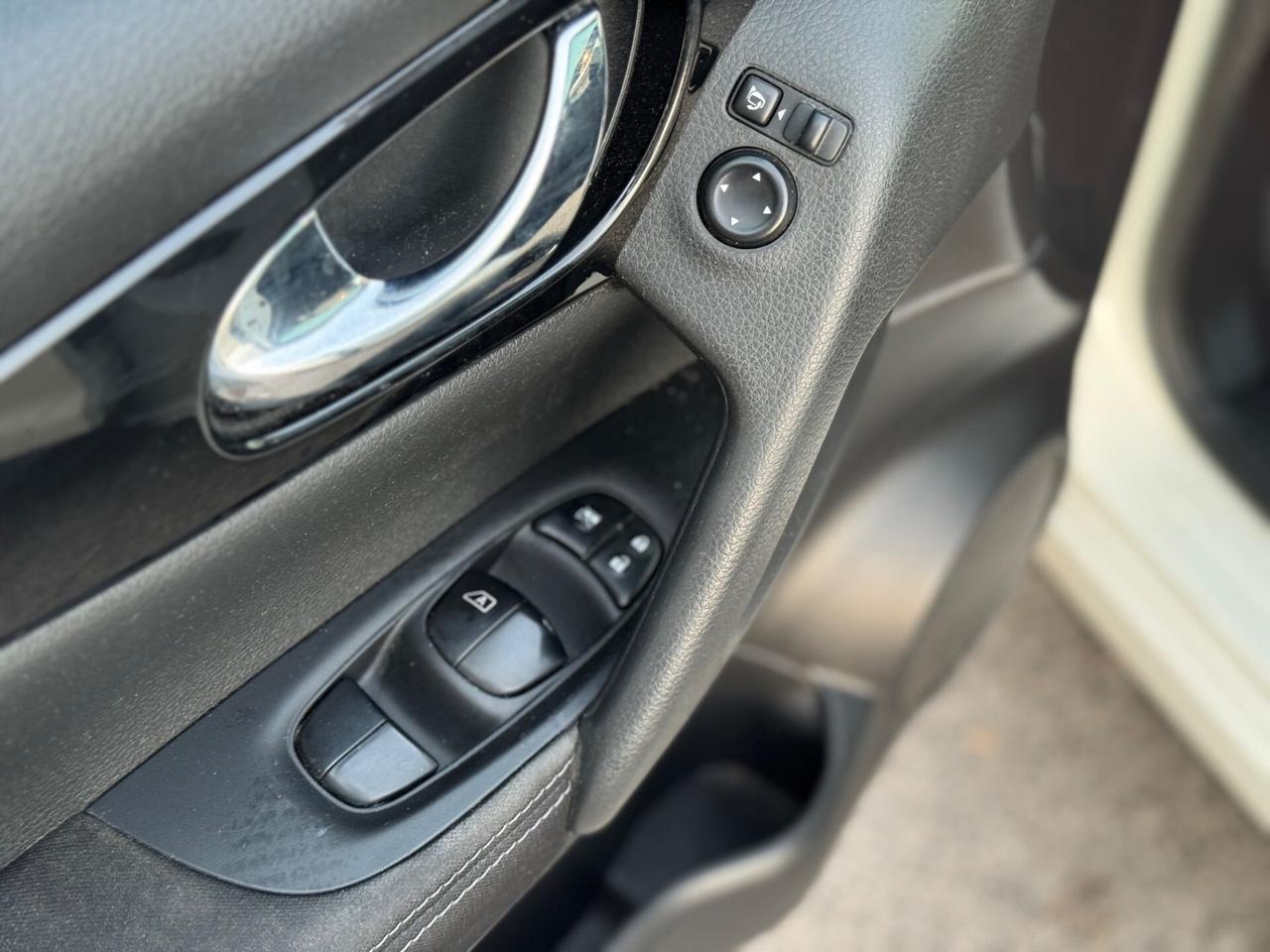 Nissan Qashqai 1.5 dCi Tekna