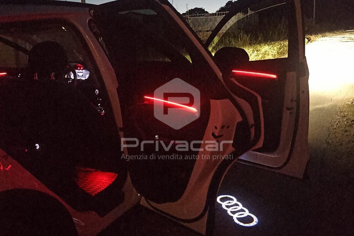 AUDI Q5 35 TDI quattro S tronic Business