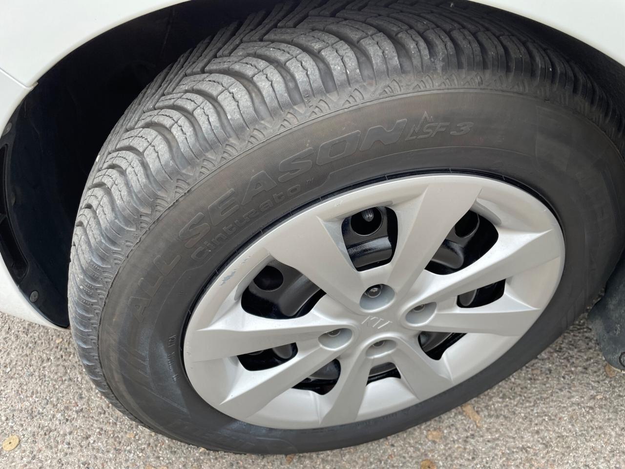 Kia Rio 1.2 CVVT 5p. Cool*Neo patentati *