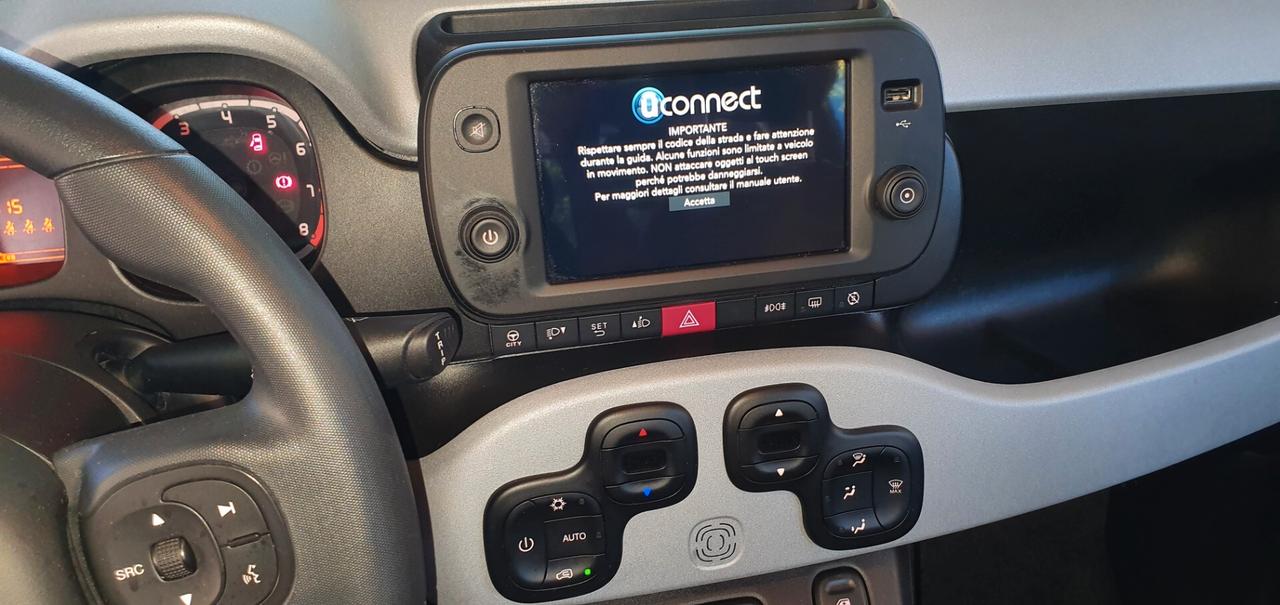 Fiat Panda 1.0 FireFly S&S Hybrid City Cross