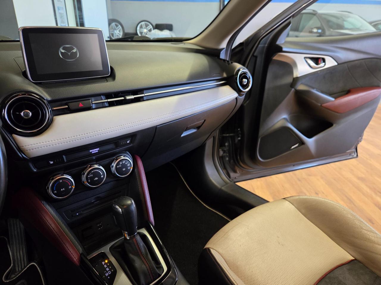 Mazda CX-3 1.5d Exceed awd 105cv auto