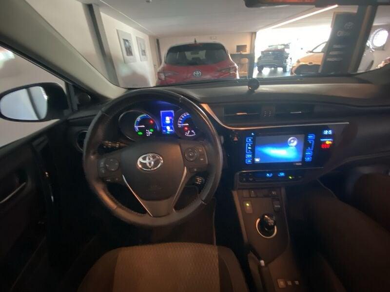 Toyota Auris 1.8 Hybrid Lounge