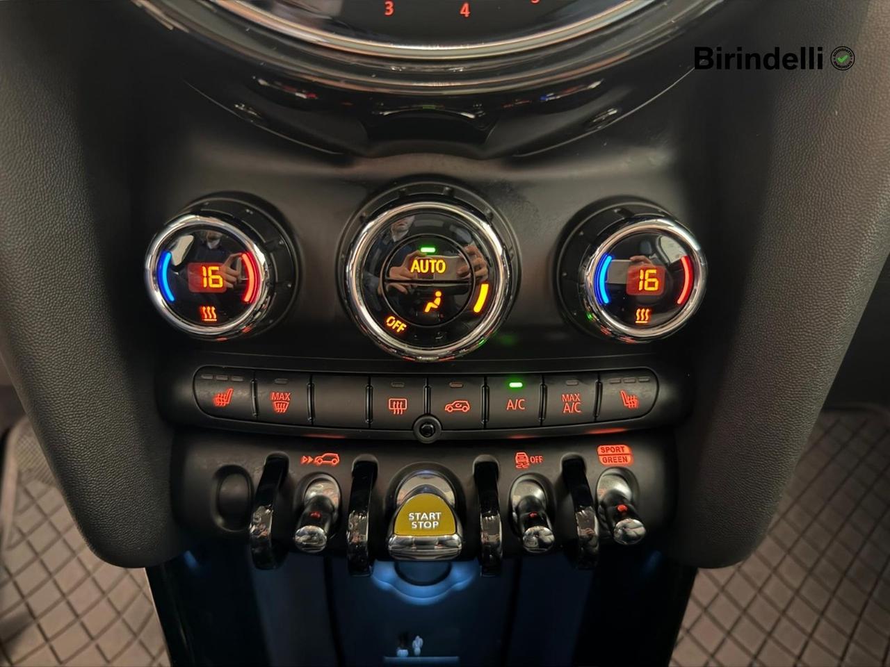 MINI Mini Full El. (F56) - Mini Cooper SE Yours