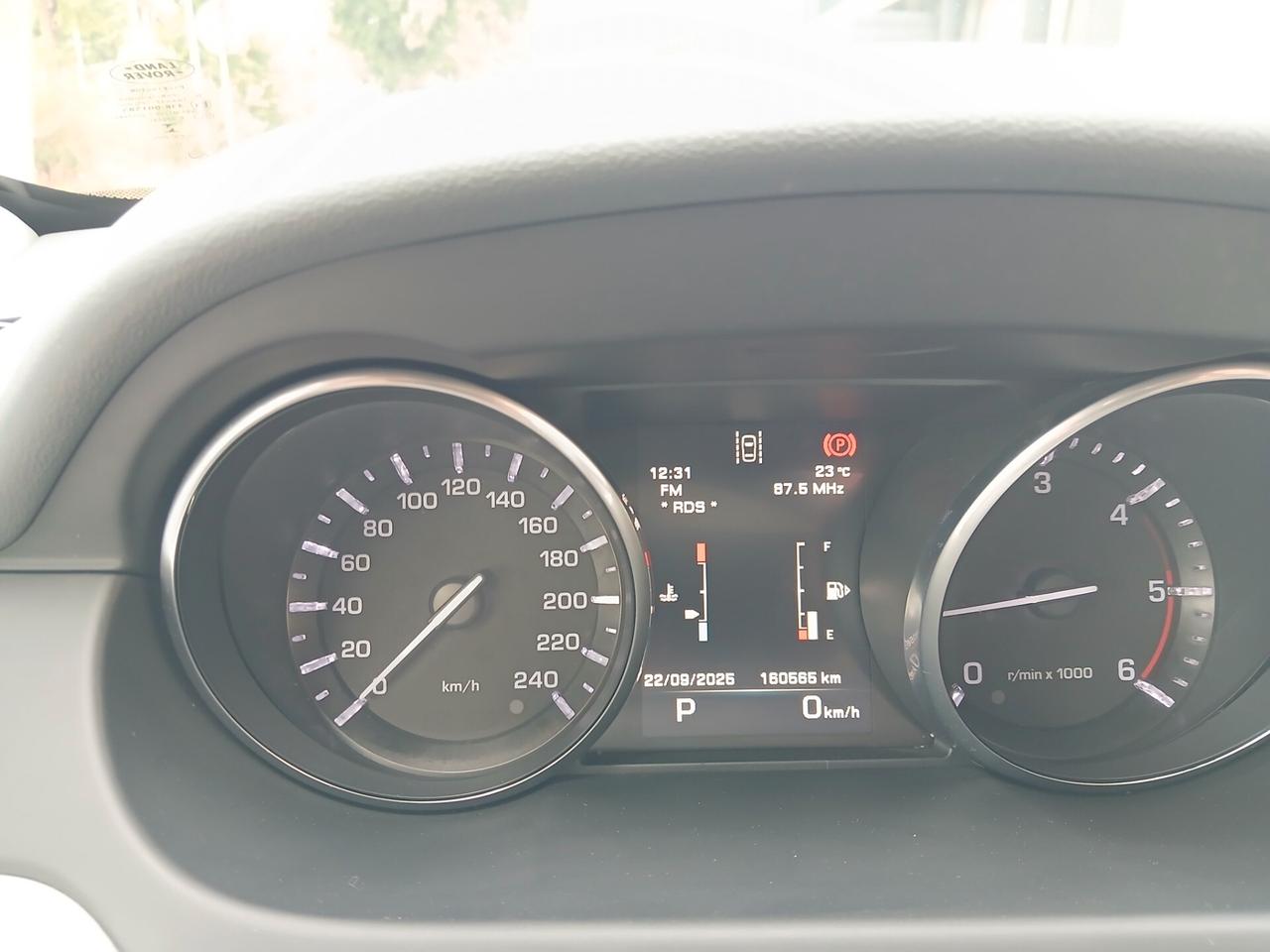 Land Rover Discovery Sport 2.0 TD4 150 CV 11600€