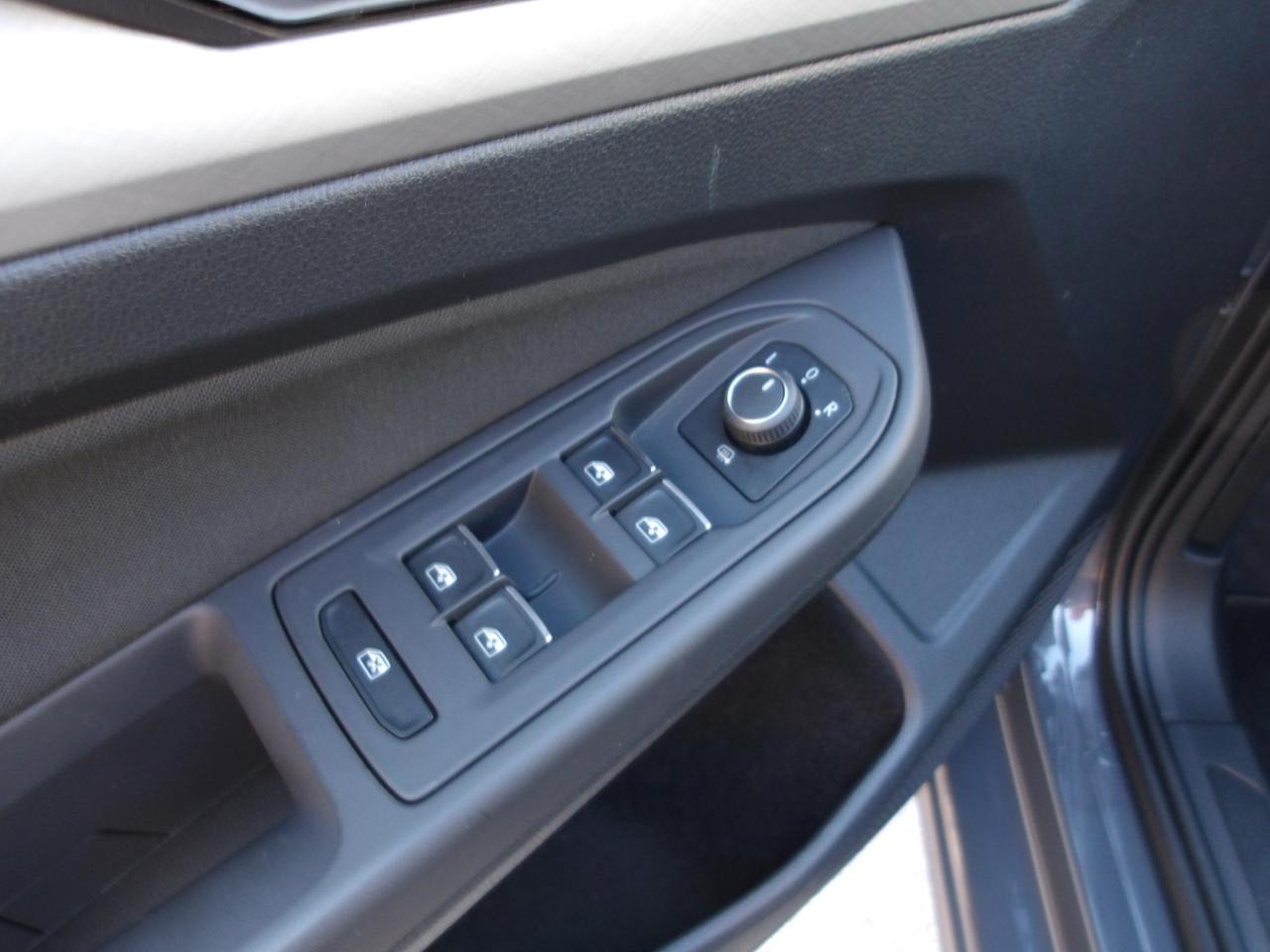 Volkswagen GOLF 1.0 etsi evo life 110cv dsg