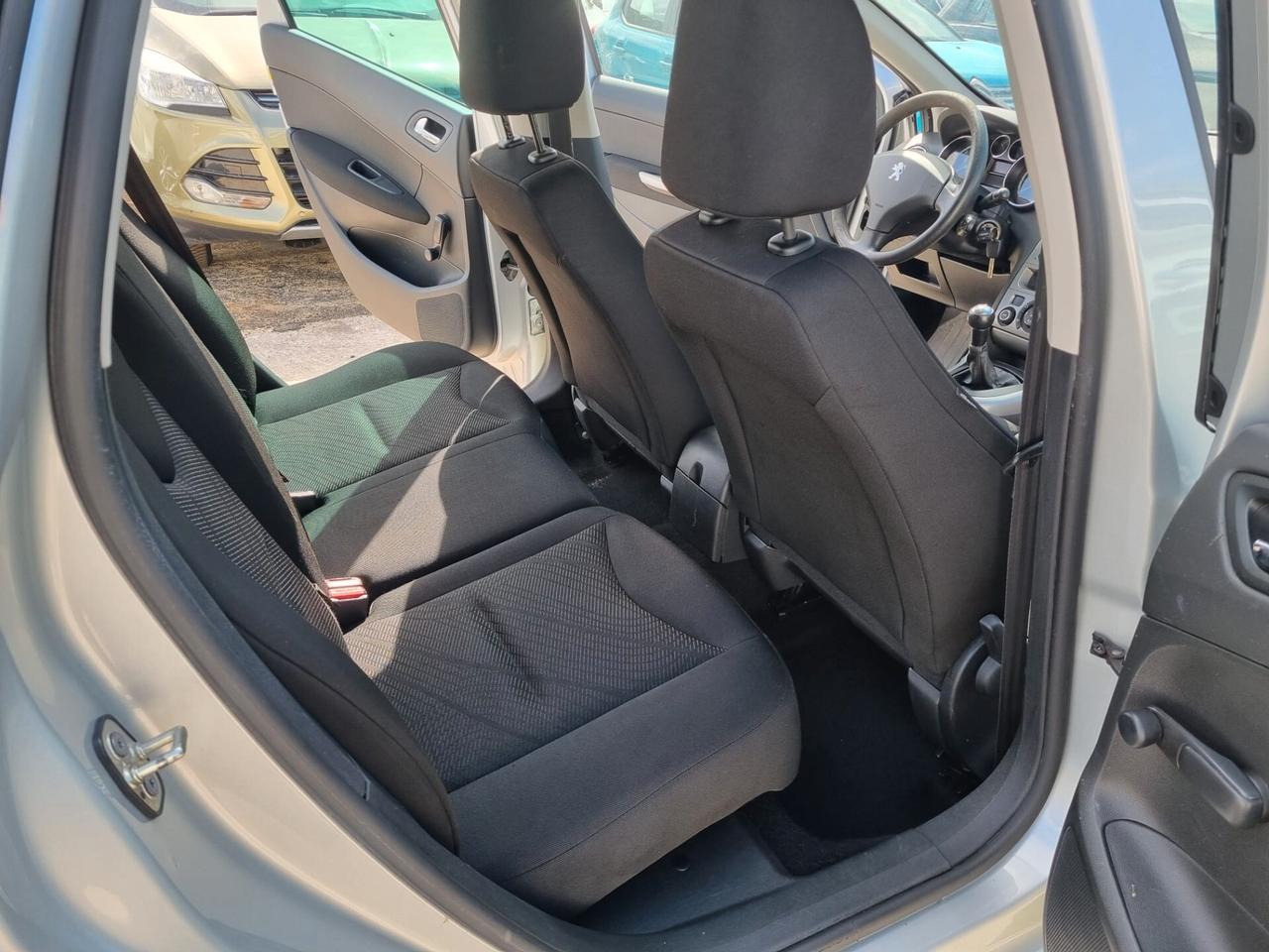 Peugeot 308 1.6 HDi 92 CV Business
