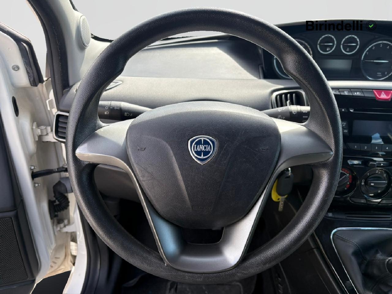 LANCIA Ypsilon 3ª serie - Ypsilon 1.2 69 CV 5 porte Elefantino