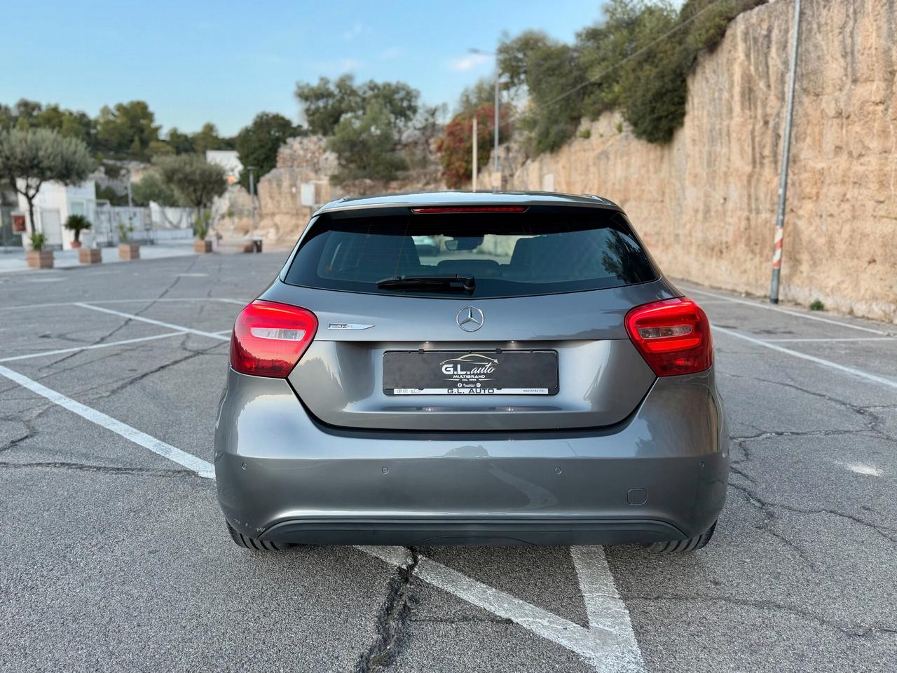 Mercedes A180 Sport/1.5 110 CV/KEYLESS/CAMERA/AMBIENT LIGHTS