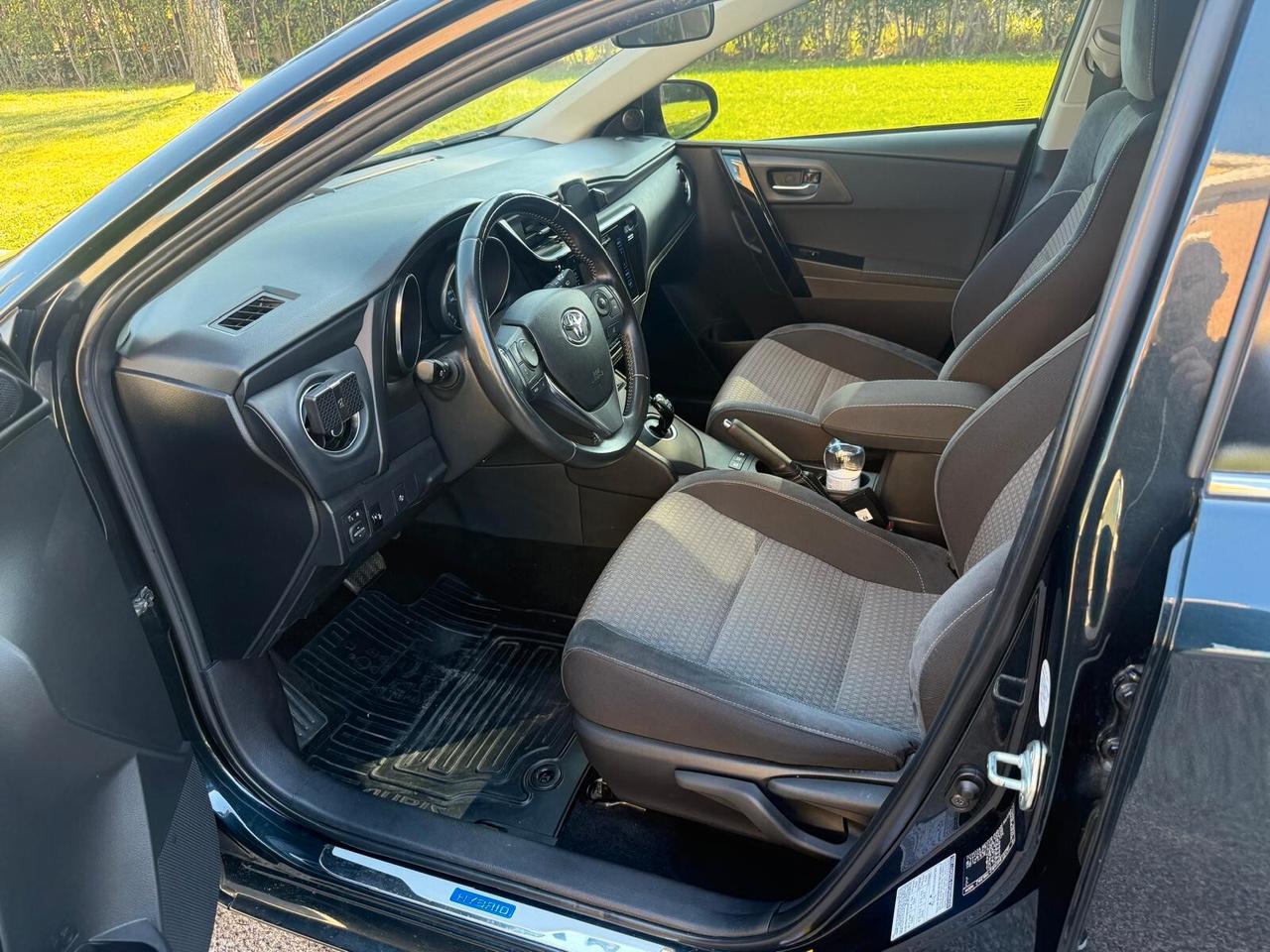 Toyota Auris touring sport ibrida