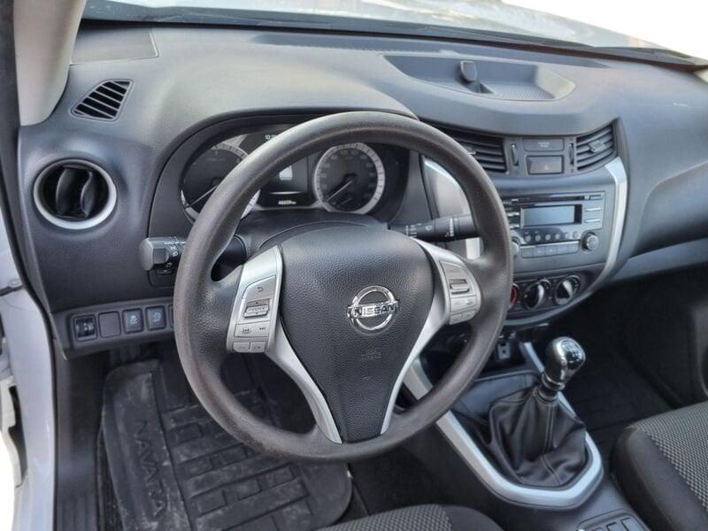 Nissan Navara Navara 2.3 dCi 4WD KING Cab Acenta