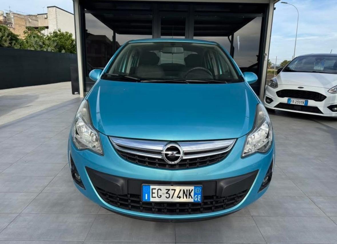 Opel Corsa 1.2 5 porte Club