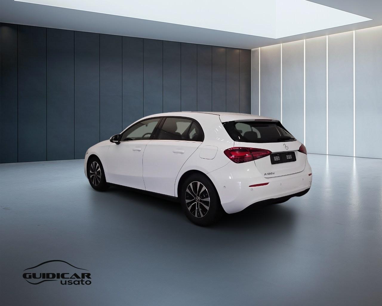 Mercedes-Benz Classe A - W177 2023 - A 180 d Advanced auto