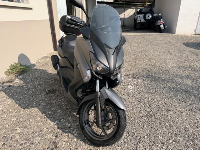 YAMAHA X-Max 125 X MAX 125cc CON BAULETTO solo 35000 KM