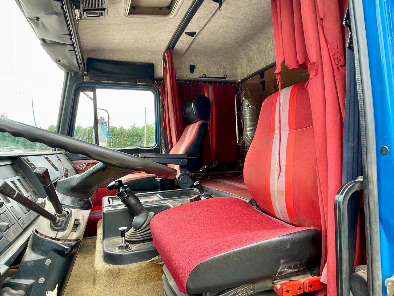 IVECO 190-38 RIBALTABILE TRILATERALE