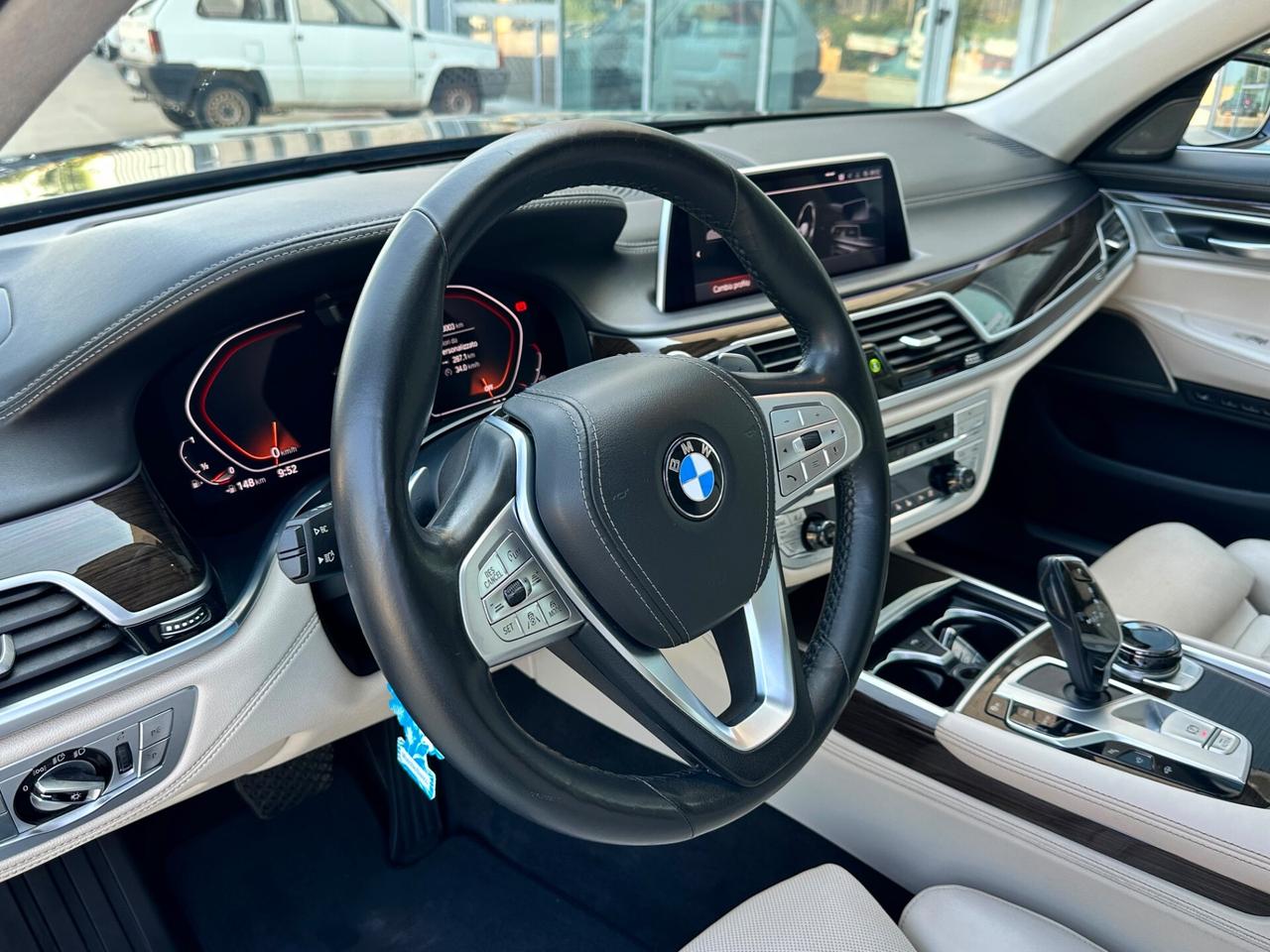 Bmw 750i xDrive