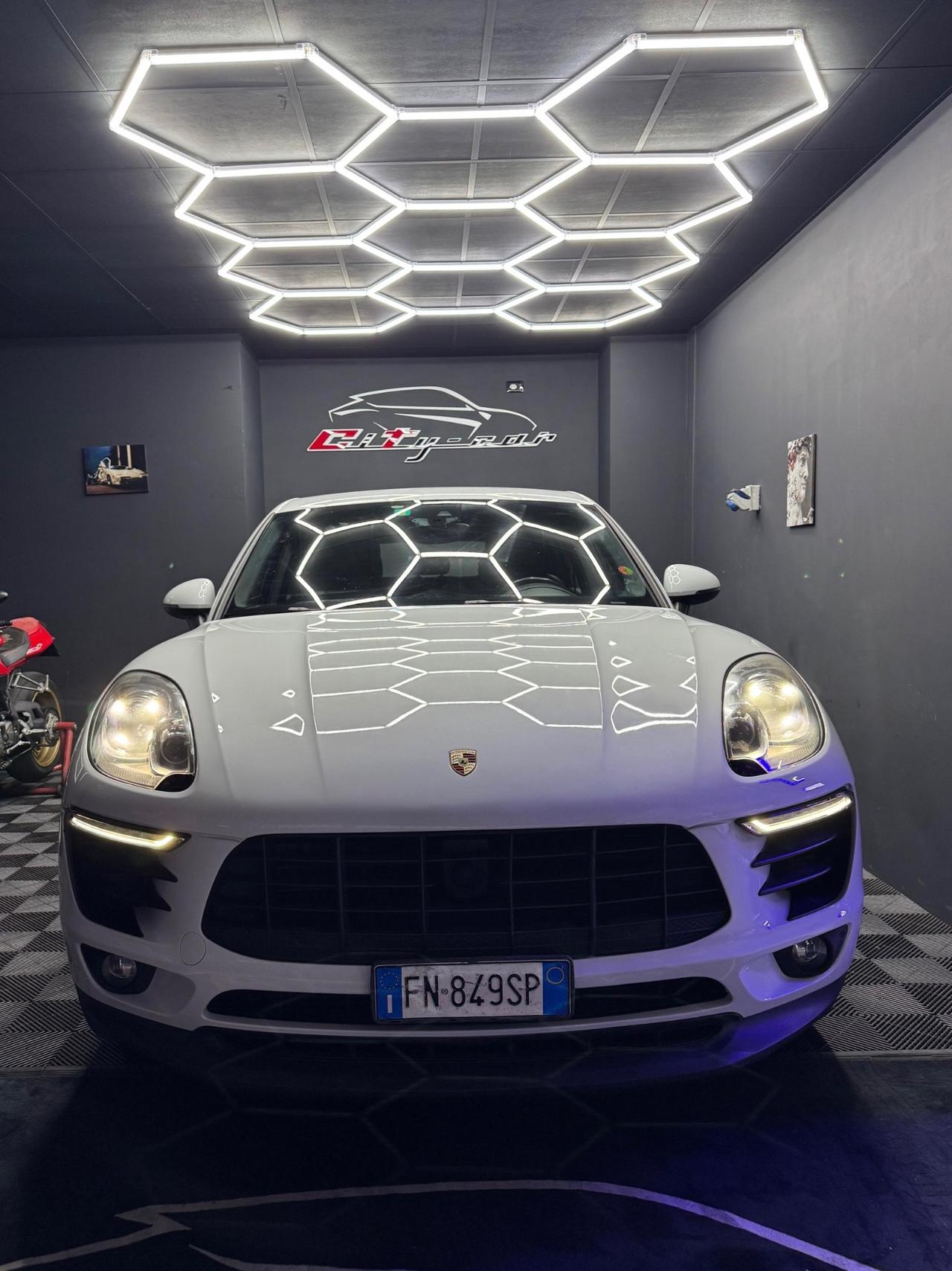 PORSCHE MACAN 2.0 Turbo: Il Tuo Sogno Porsche a un Prezzo Irripetibile