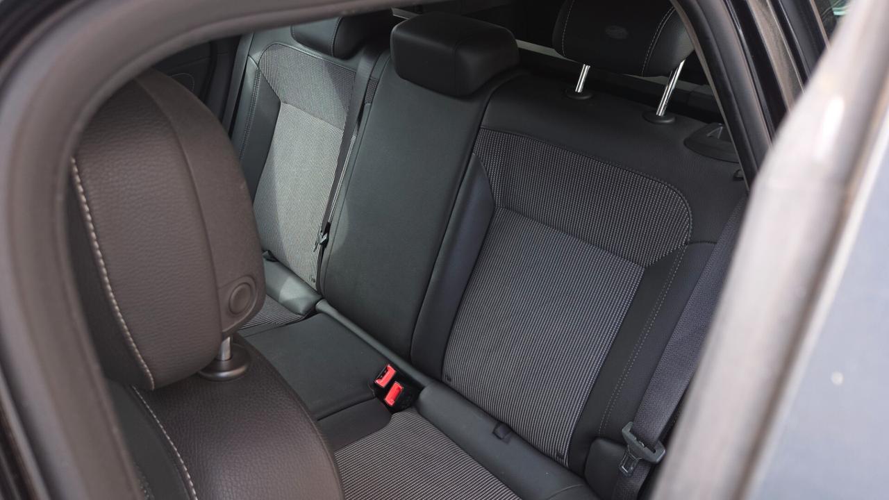 Opel Astra 1.7 CDTI 110CV Sports Tourer Cosmo