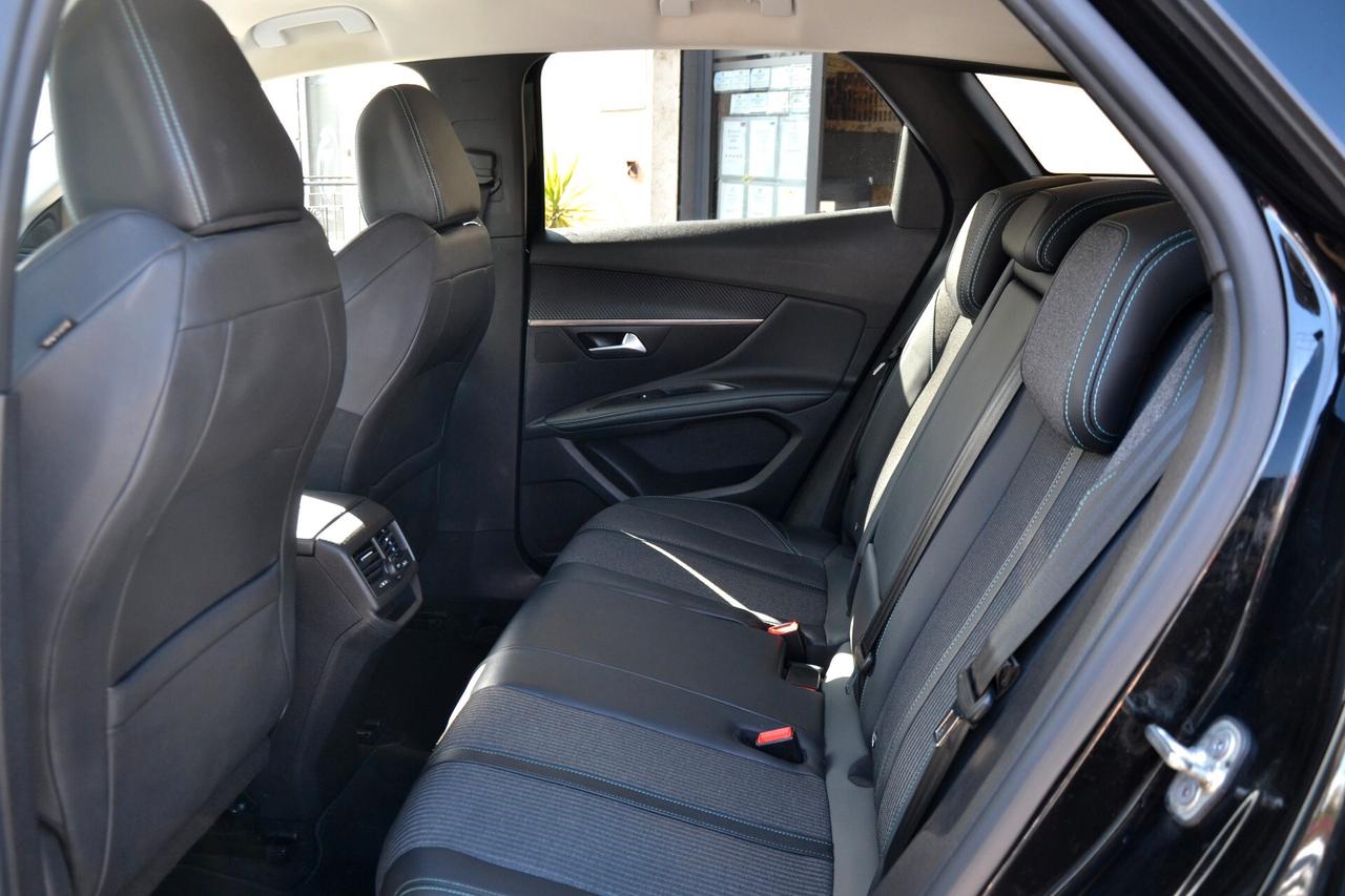 Peugeot 3008 BlueHDi 130 S&S EAT8 Allure