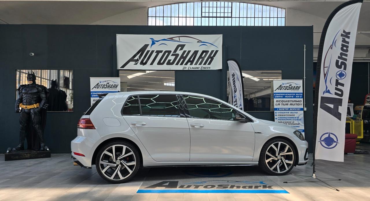 VOLKSWAGEN GOLF R-Line 2.0 TDI DSG 150CV 5p. SPORT