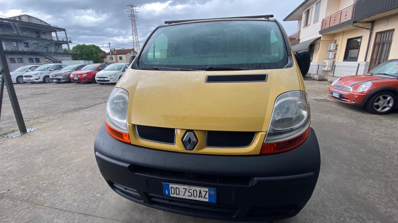 Renault Trafic T29 1.9 dCi/100PC-TN Furg.Confort