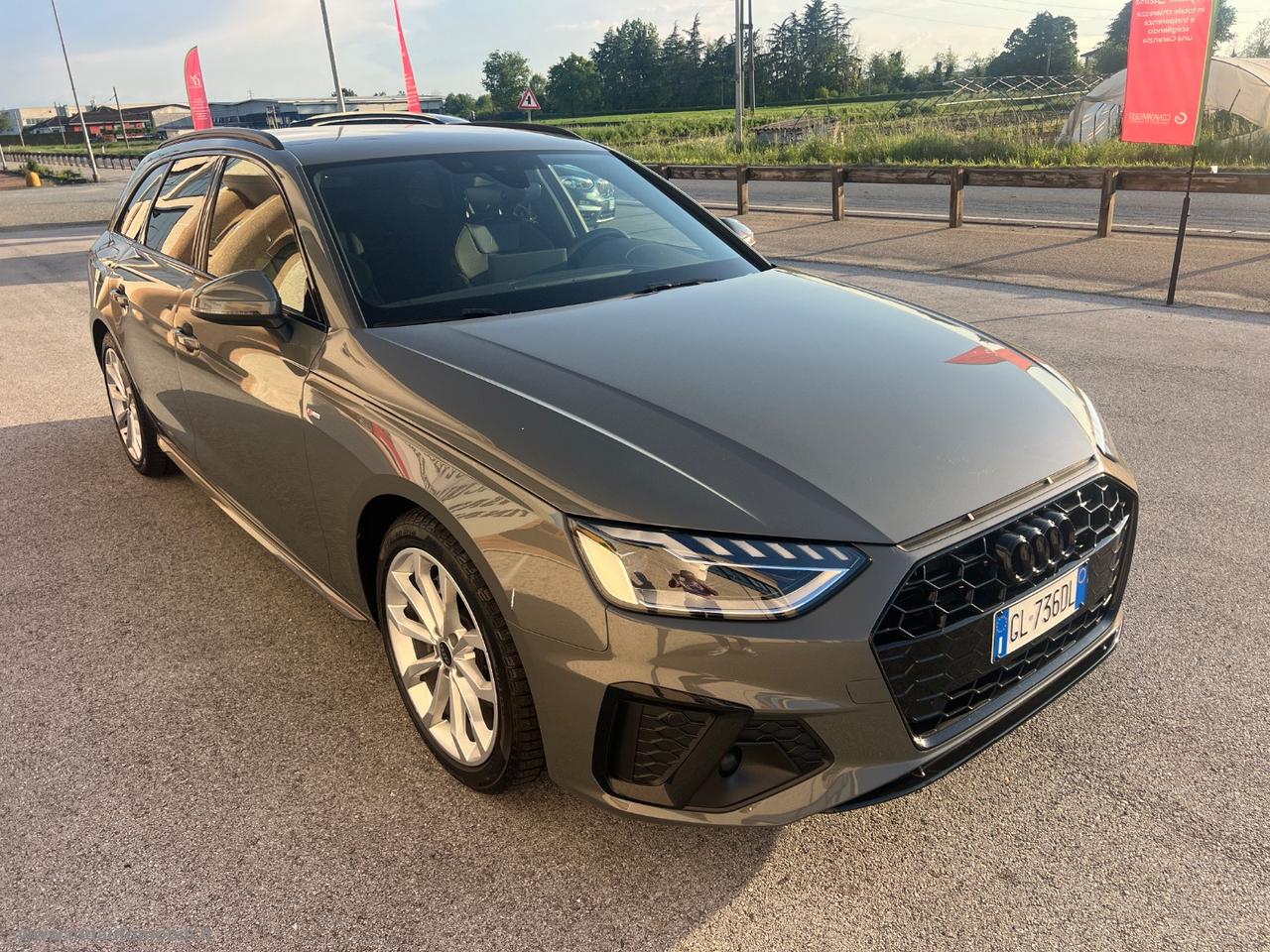 AUDI A4 Avant 40 TDI S tronic S line edition INTERNO ESTERNO VIRTUAL