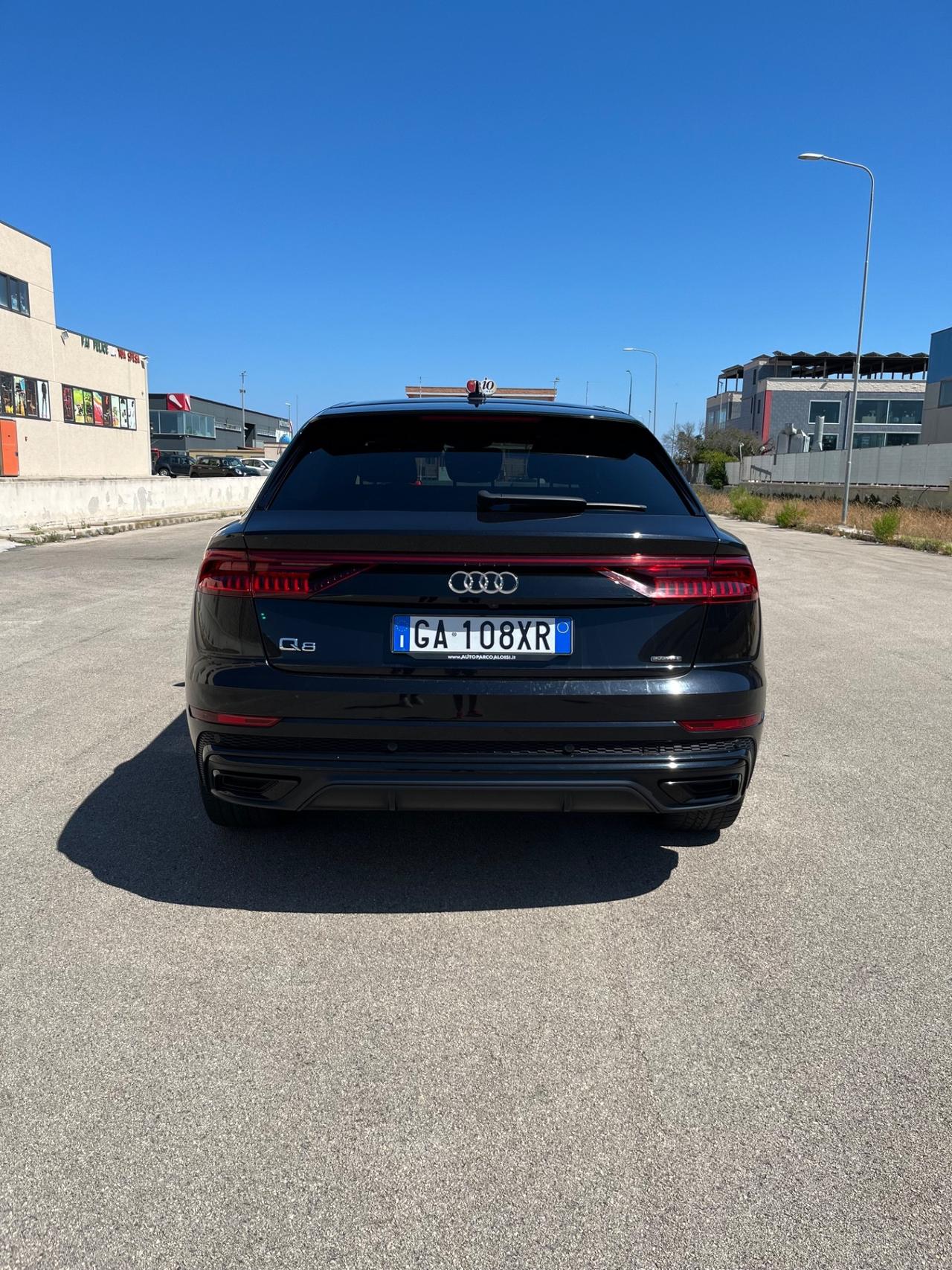 Audi Q8 50 TDI 286 CV Quattro TipTronic Sport