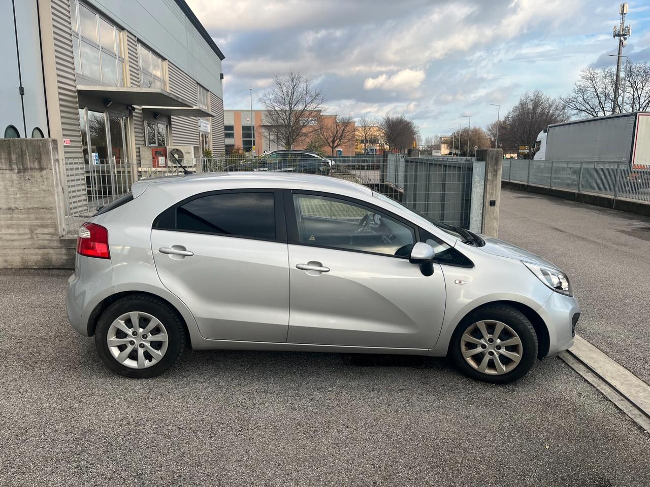 Kia Rio 1.2 CVVT 5p. EX