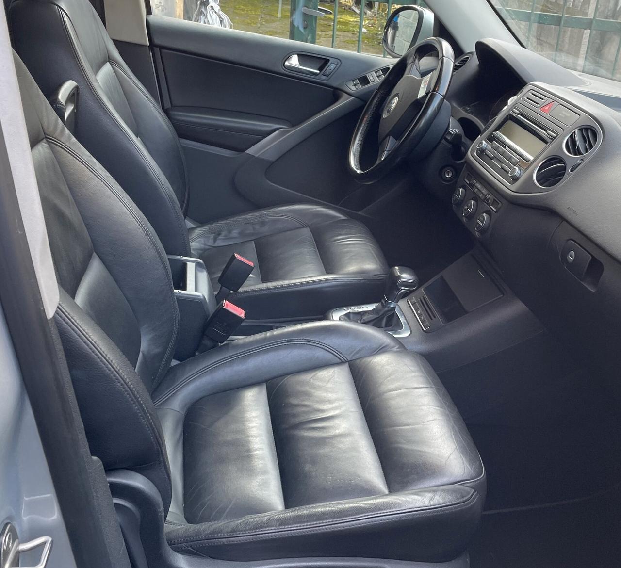 Volkswagen Tiguan 2.0 TSI tiptronic Sport & Style (18°)