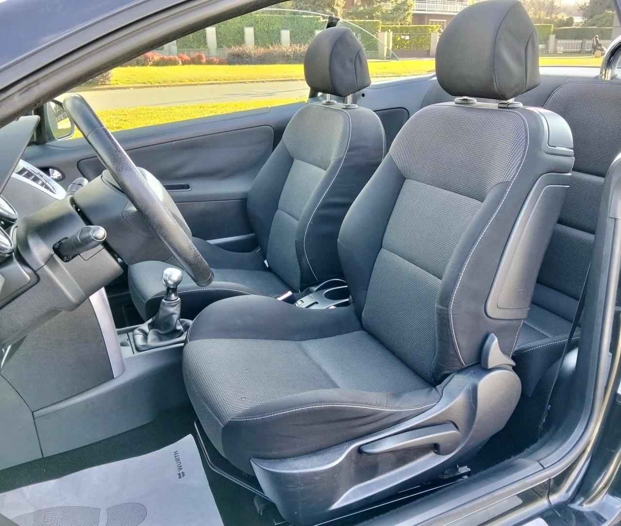 Peugeot 207 1.6 VTi 120CV CC Cabrio*Navi*Clima bizona*Cerchi