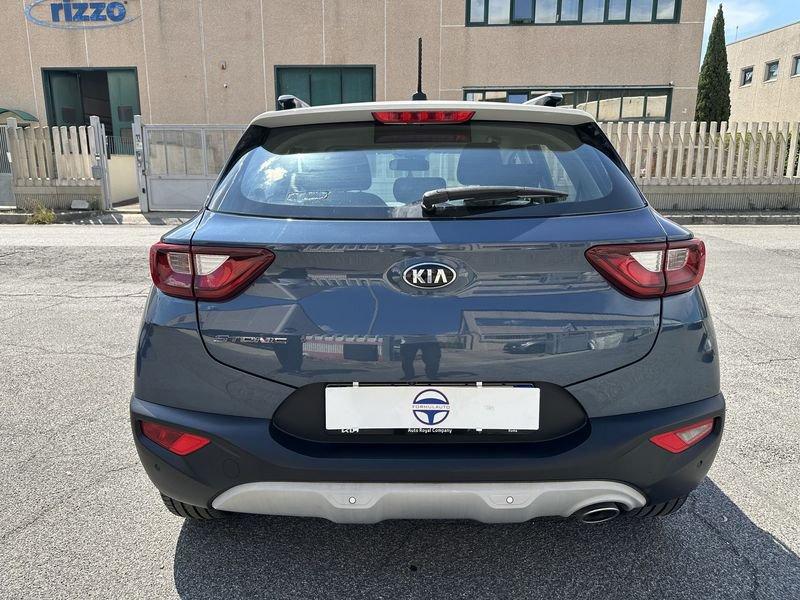 Kia Stonic 1.4 MPI Style Design 100cv