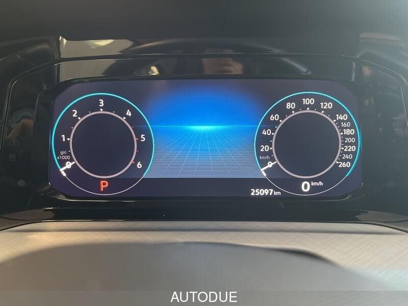 Volkswagen Golf 8 2.0 TDI SCR LIFE DSG 115 CV