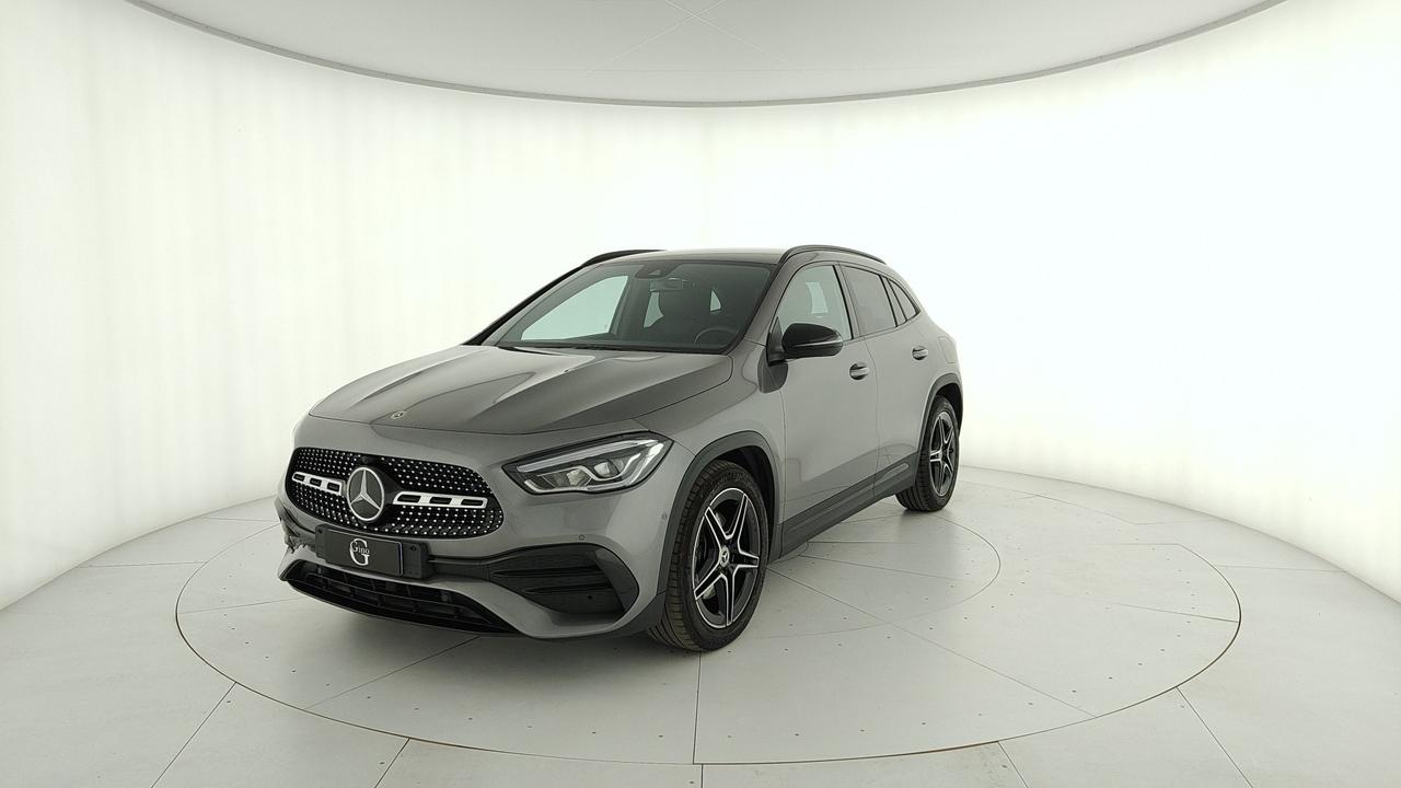 Mercedes-Benz GLA 200 d Premium 4matic auto