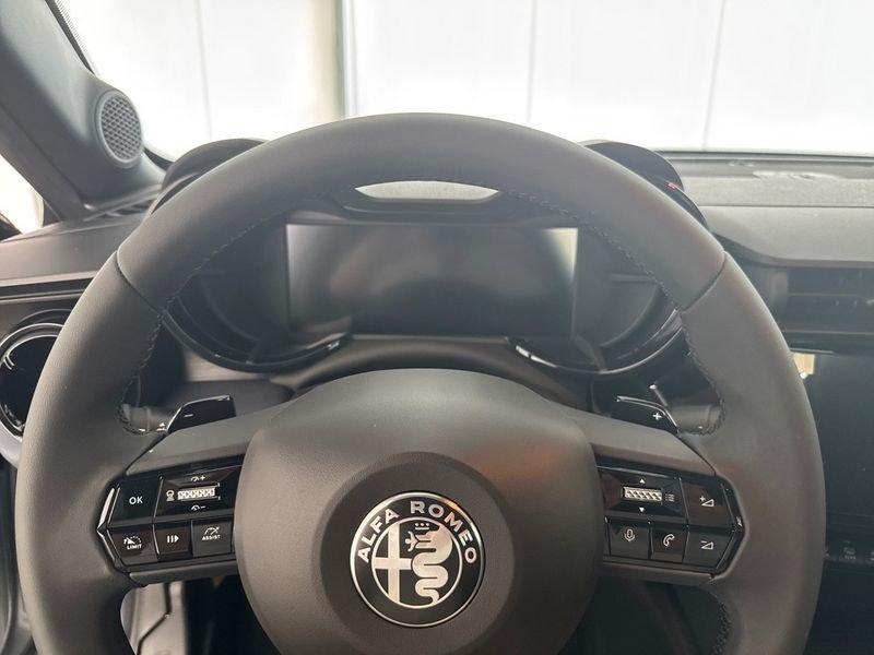 Alfa Romeo Junior 1.2 145CV Hybrid eDCT6 ibrida