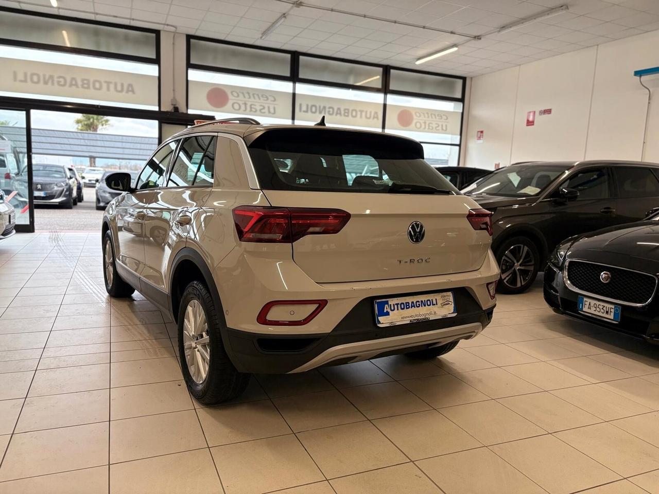 Volkswagen T-Roc LIFE 1.0 TSI 110 CV 6mt UNICO PR.