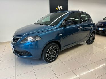 Lancia Ypsilon 1.0 FireFly 5 porte S&S Hybryd Gold