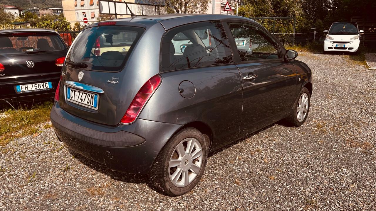 Lancia Ypsilon 1.3 Multijet 16V Platino