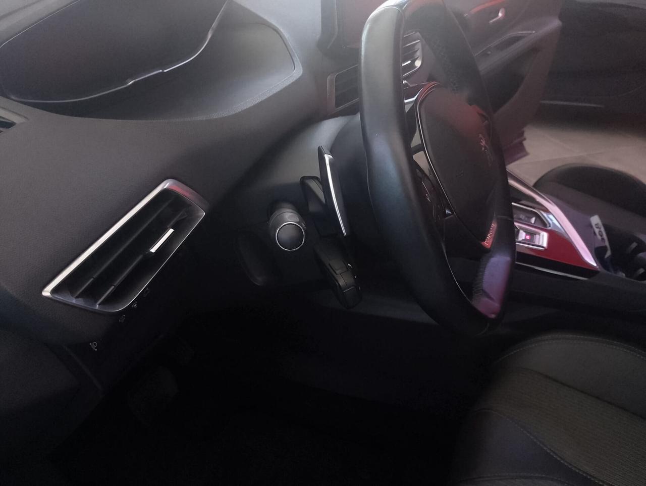 Peugeot 5008 BlueHDi 130 S&S EAT8 Allure Pack 7 posti
