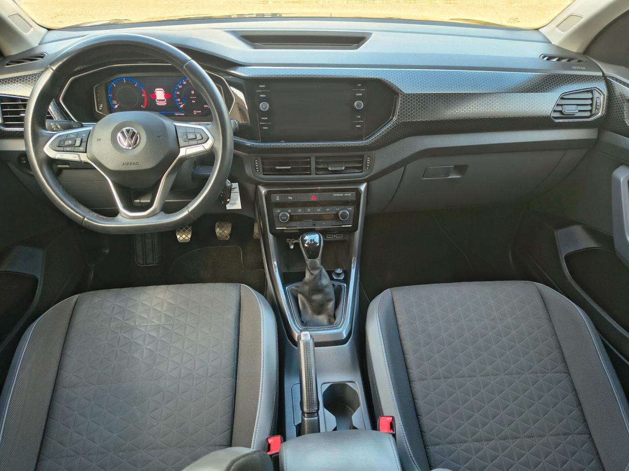 VOLKSWAGEN T-CROSS 1.6 TDI ADVANCED 126.000 KM