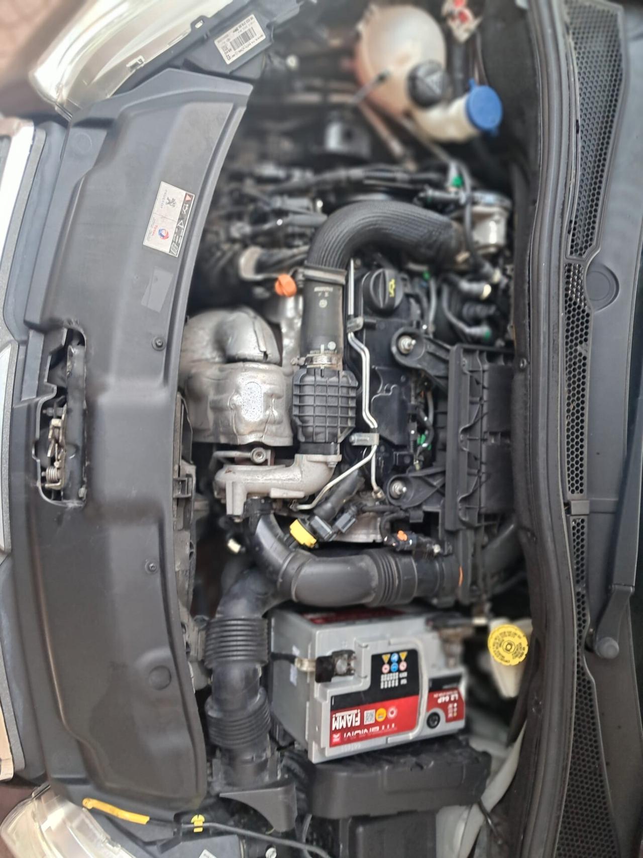 PEUGEOT 208 1.4 HDI-TETTO PANORAMICO -Euro6290
