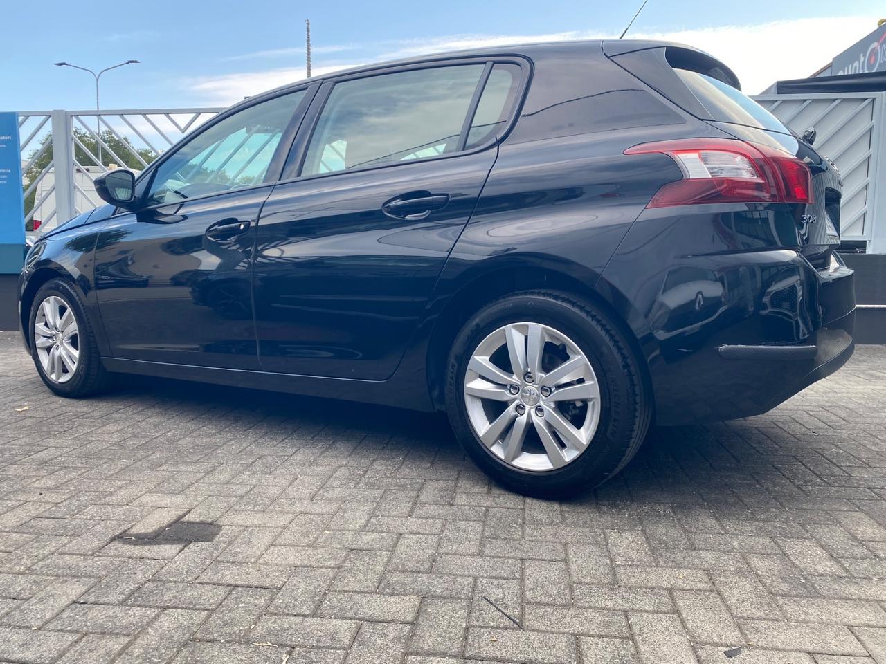 Peugeot 308 BlueHDi 120 S&S EAT6 Business