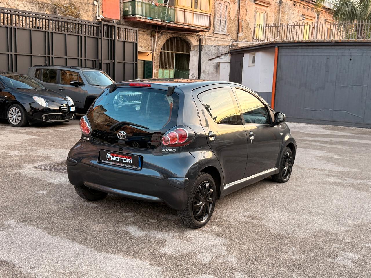 Toyota Aygo 1.0 12V VVT-i 5 porte