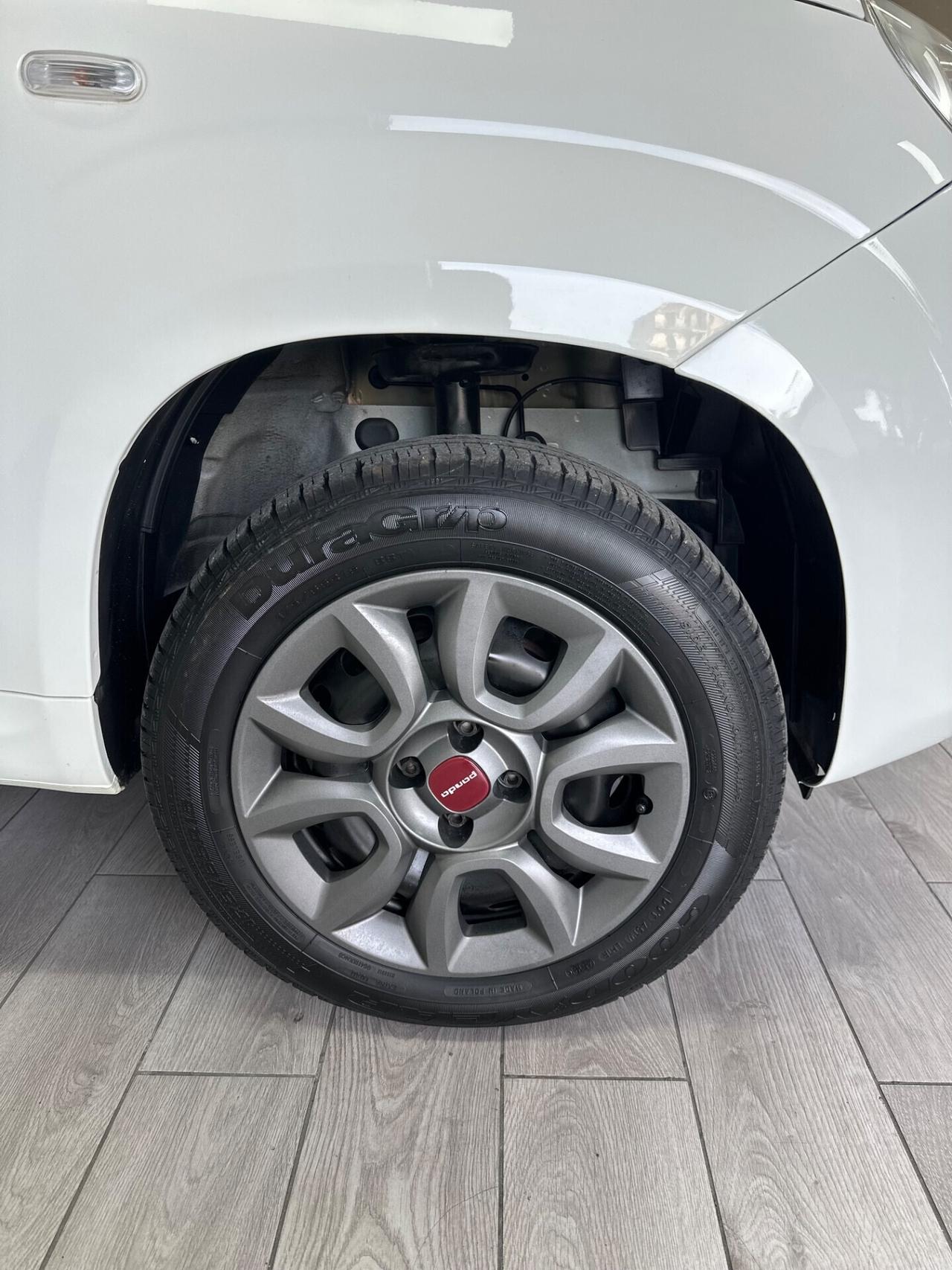 Fiat Panda 0.9 TwinAir Turbo Natural Power Lounge