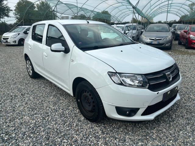Dacia Sandero 1.2 GPL 75CV Ambiance bombole valide fino al 2025