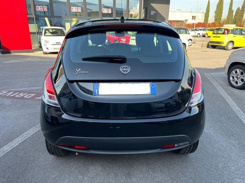 Lancia Ypsilon 1.0 FireFly 70cv Hybrid Silver Plus