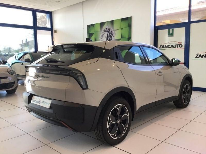 Alfa Romeo Junior BEV 156CV/115kW elettrica