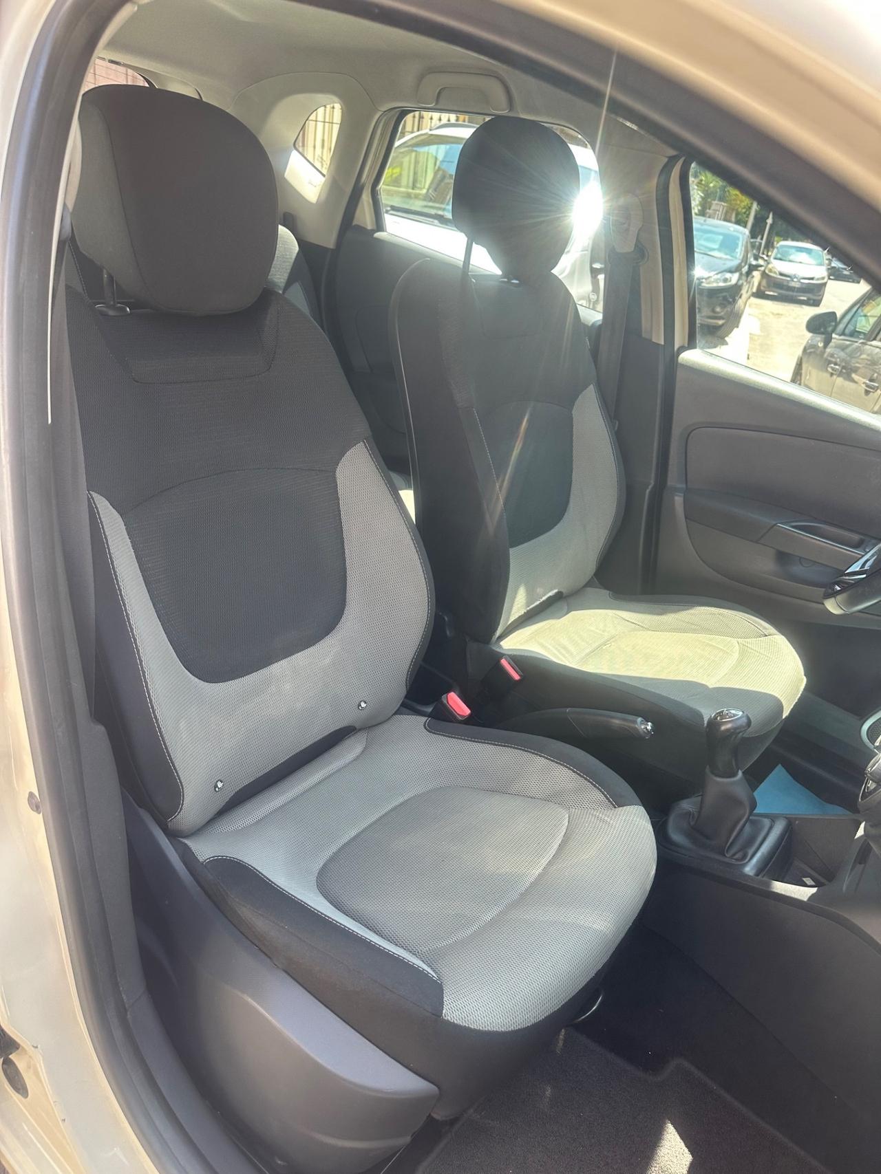 Renault Captur 1.5 dCi 8V 90 CV 2013 KM 223458 CERT 1PROP