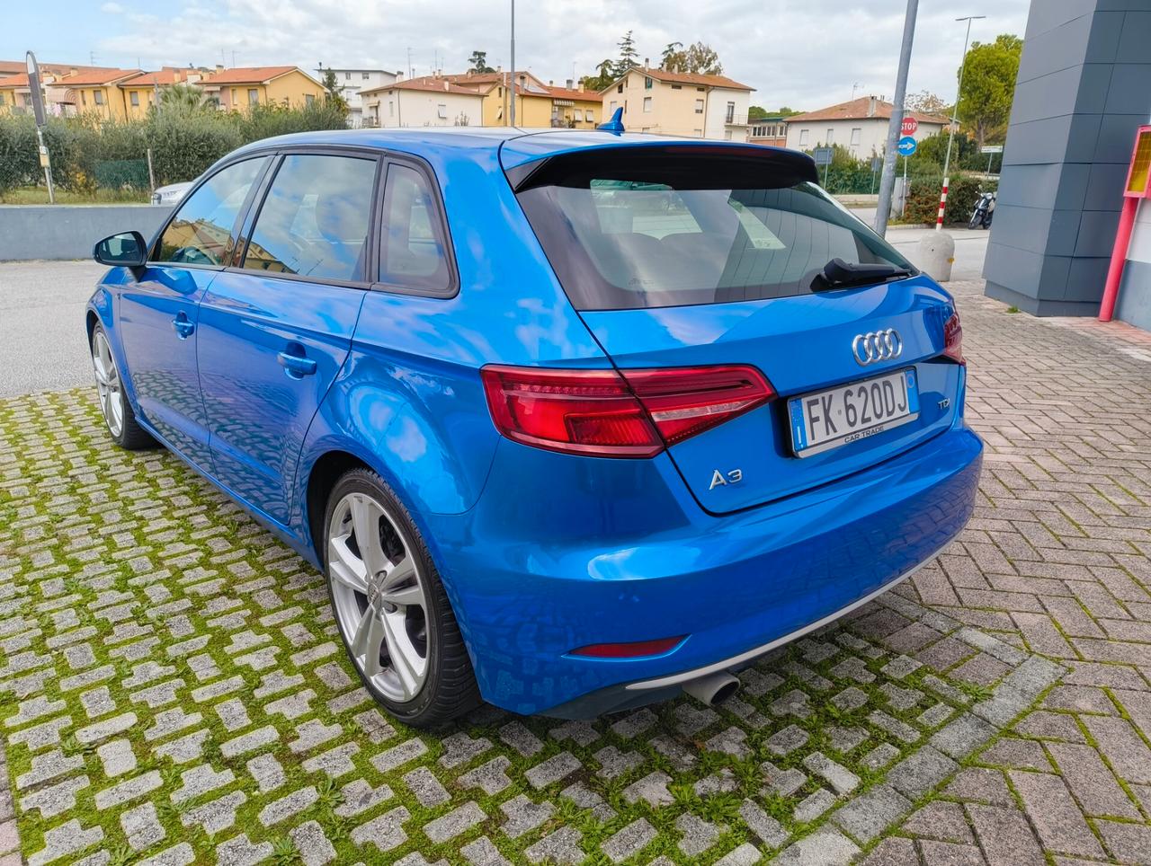 Audi A3 SPB 1.6 TDI 116 CV Sport S-LINE