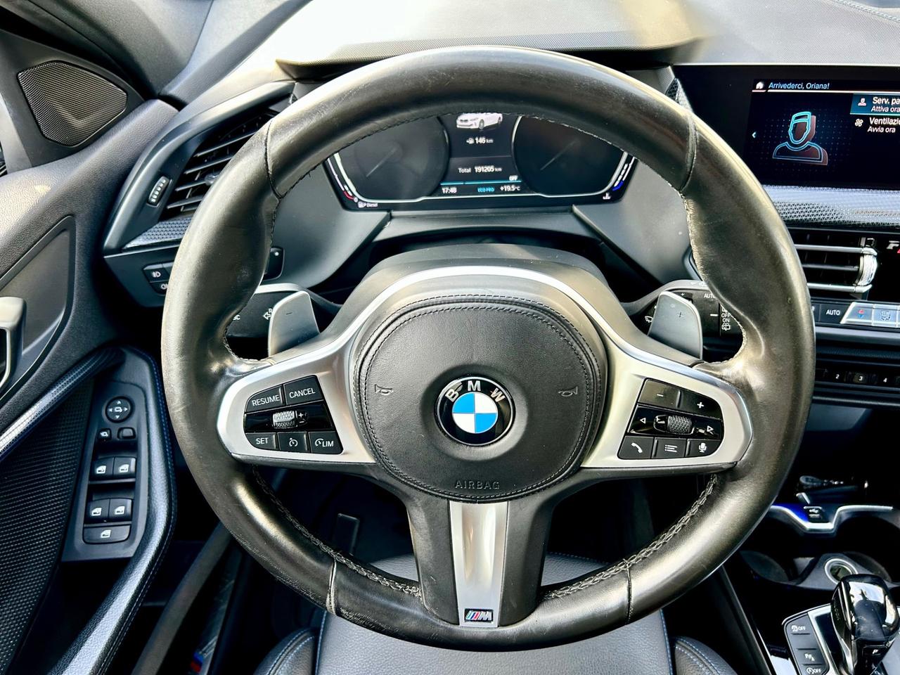 Bmw 118 118d 5p. Msport