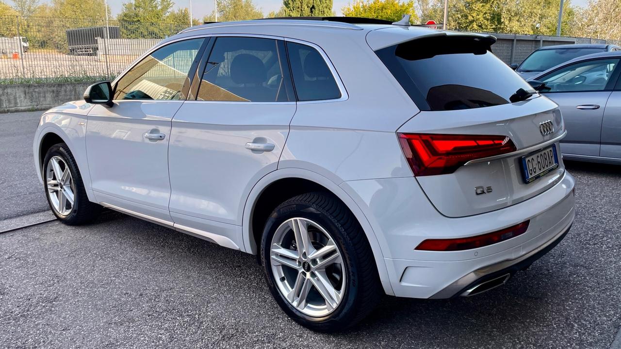 AUDI Q5 40 2.0 S-LINE PLUS TDI QUATTRO S-TRONIC 204CV - FULL LED, VIRTUAL COCKPIT, TETTO