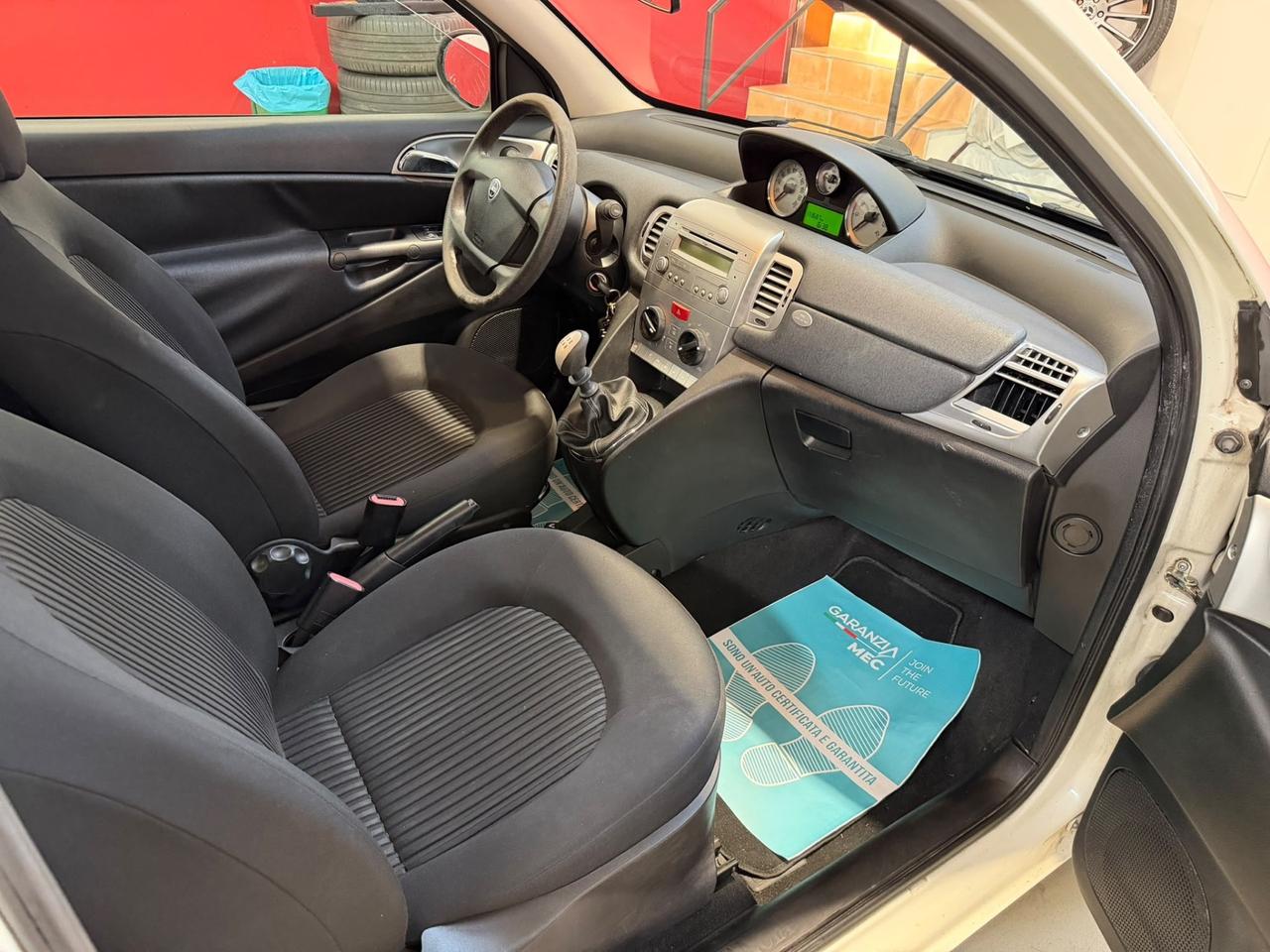 Lancia Ypsilon 1.2 Versus